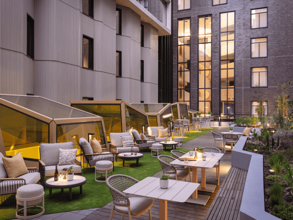 Hotel Indigo Little Collins