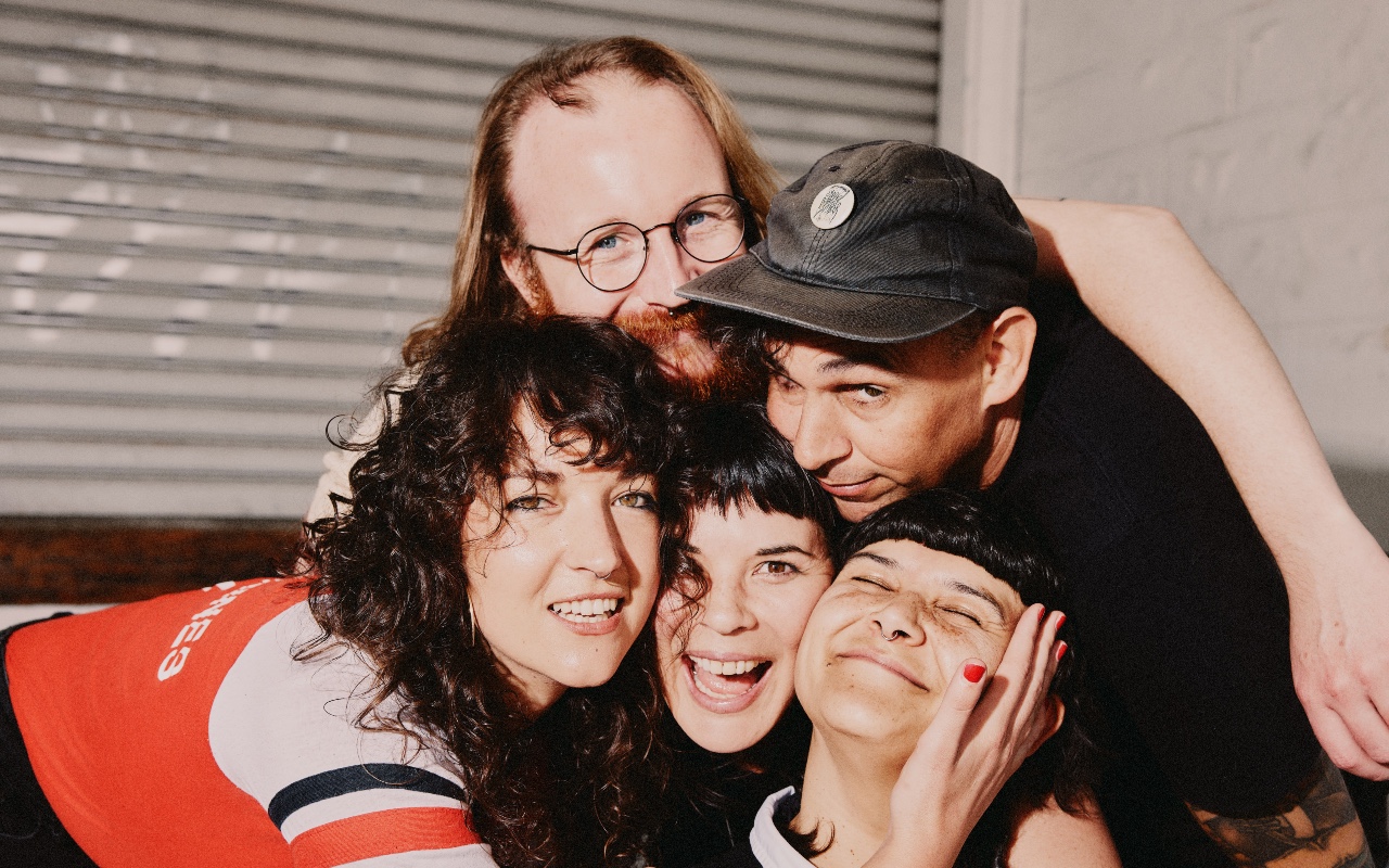 How &#8216;Inspirational&#8217; Airbnb Art Led to Dick Move&#8217;s New Album Title