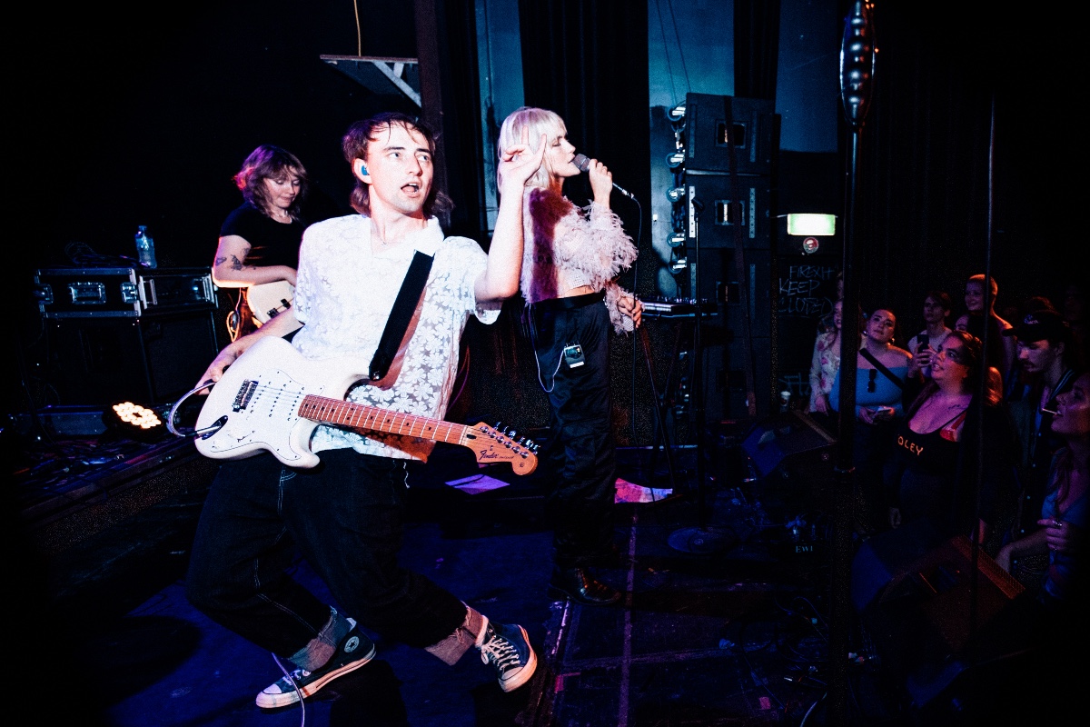 Crowd Pleasers: Inside Foley&#8217;s New Zealand Tour