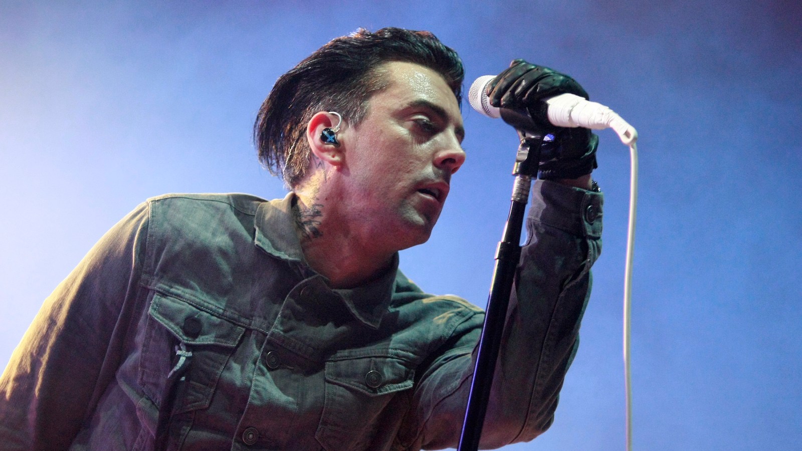 Lostprophets Singer and Convicted Pedophile Ian Watkins Stabbed in Prison