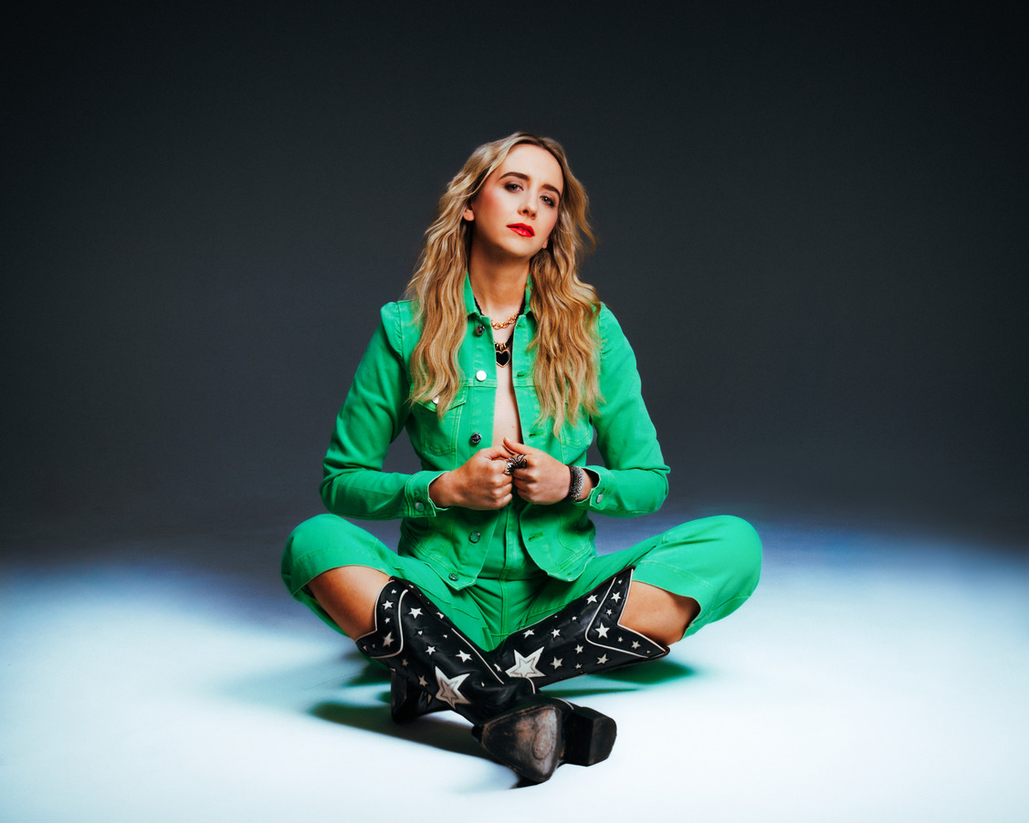 Kaylee Bell Wants Men to Up Their Game on New Single &#8216;Cowboy Up&#8217;