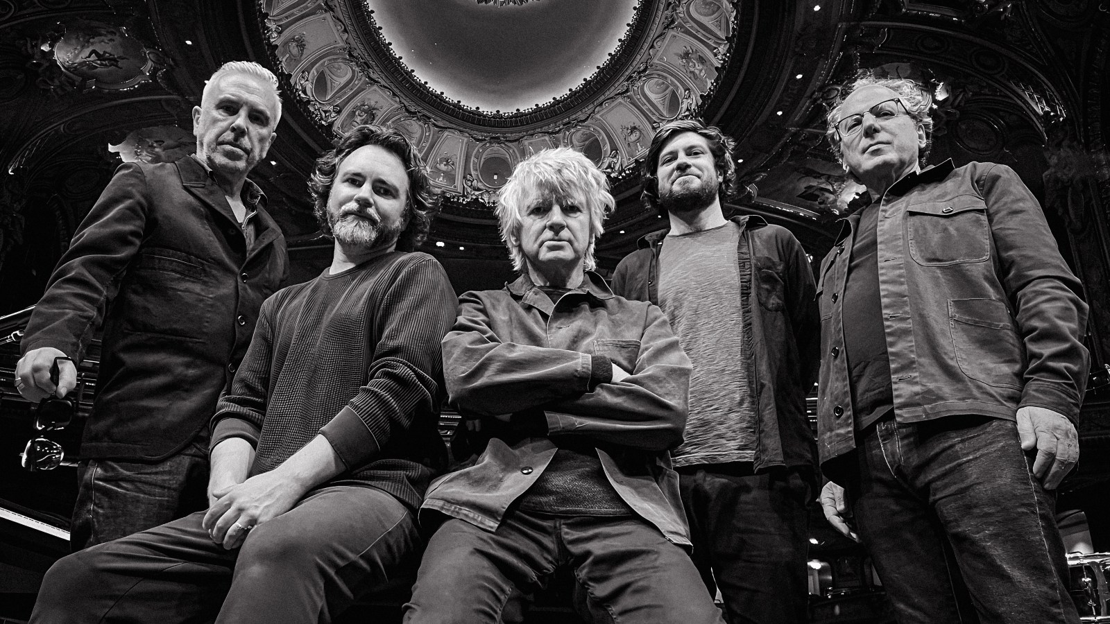 Crowded House Return With Uplifting Single &#8216;Oh Hi&#8217;