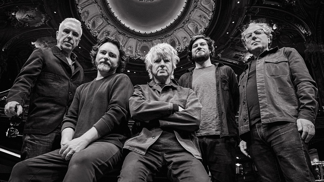 Crowded House Announce Eighth Album &#8216;Gravity Stairs&#8217;