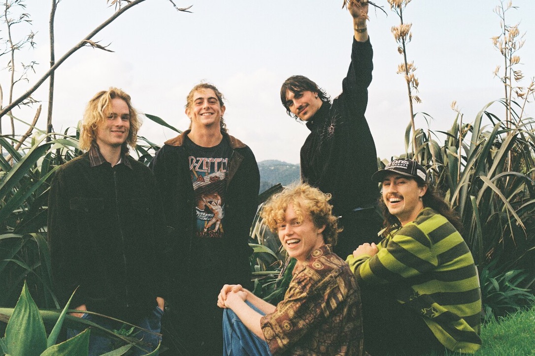 Up-And-Coming Aotearoa Artists: Flaxxies