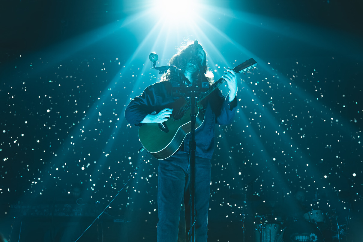 Hozier Addresses Treaty of Waitangi, Gaza in Powerful New Zealand Show