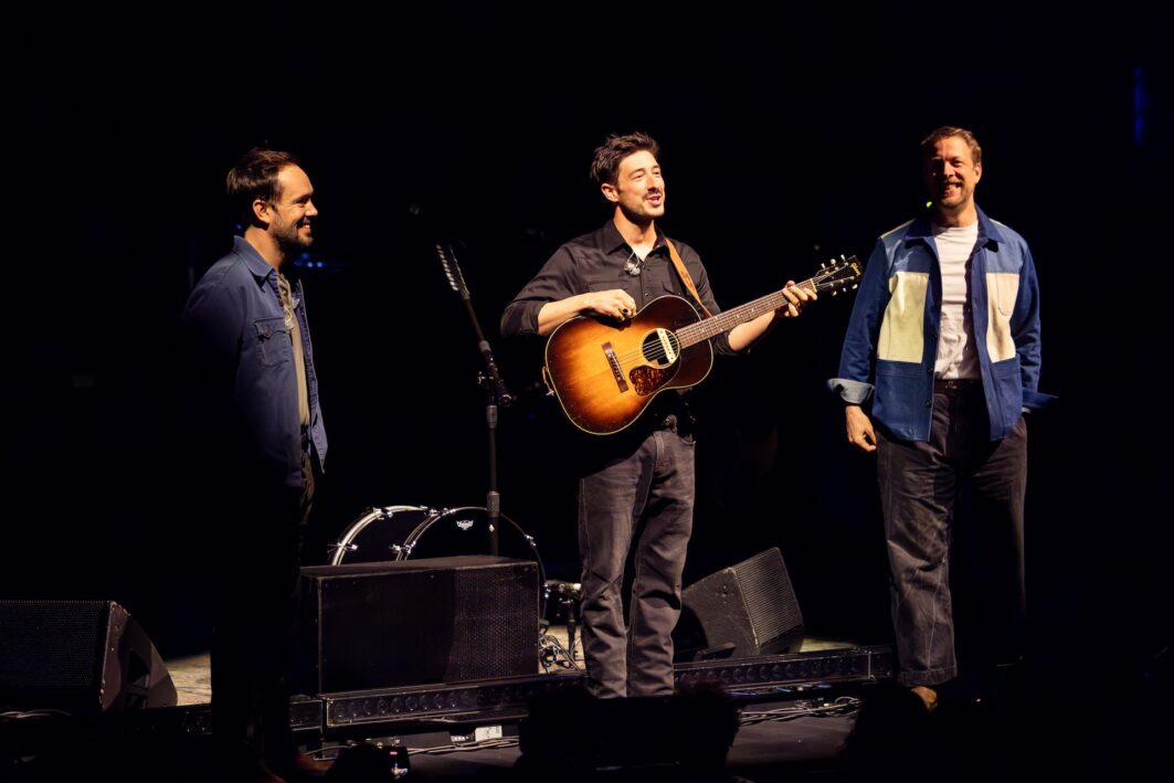 Mumford & Sons Play Show of Their Lives at Sydney Opera House