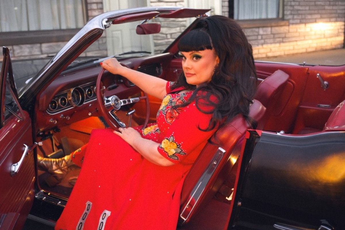 Tami Neilson Drops Blazing New Single &#8216;Borrow My Boots&#8217;