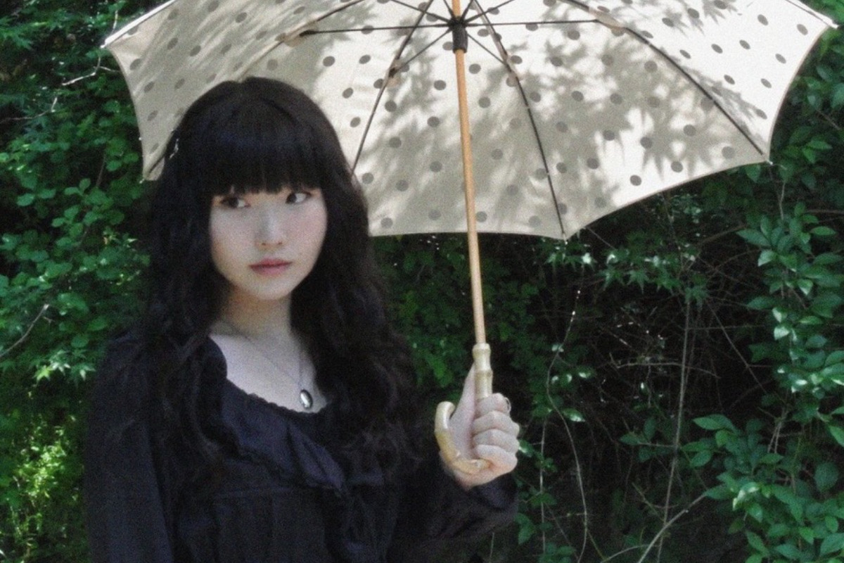 Hanbee Drifts Back with Dreamy Double Single