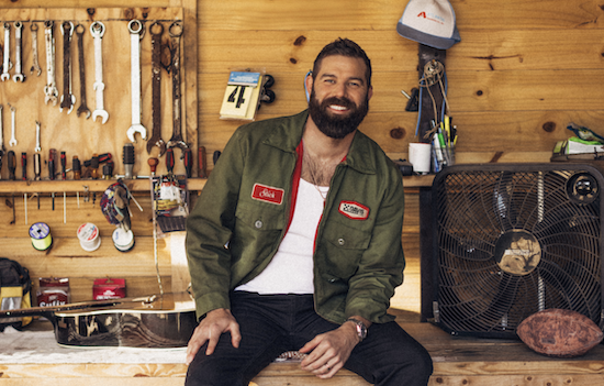 Jordan Davis Says Australian Crowds Are on Another Level: &#8216;The Energy Is Wild&#8217;