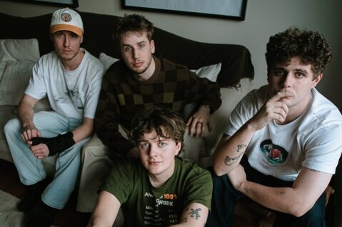 Up-And-Coming Aotearoa Artists: Frank on Tap