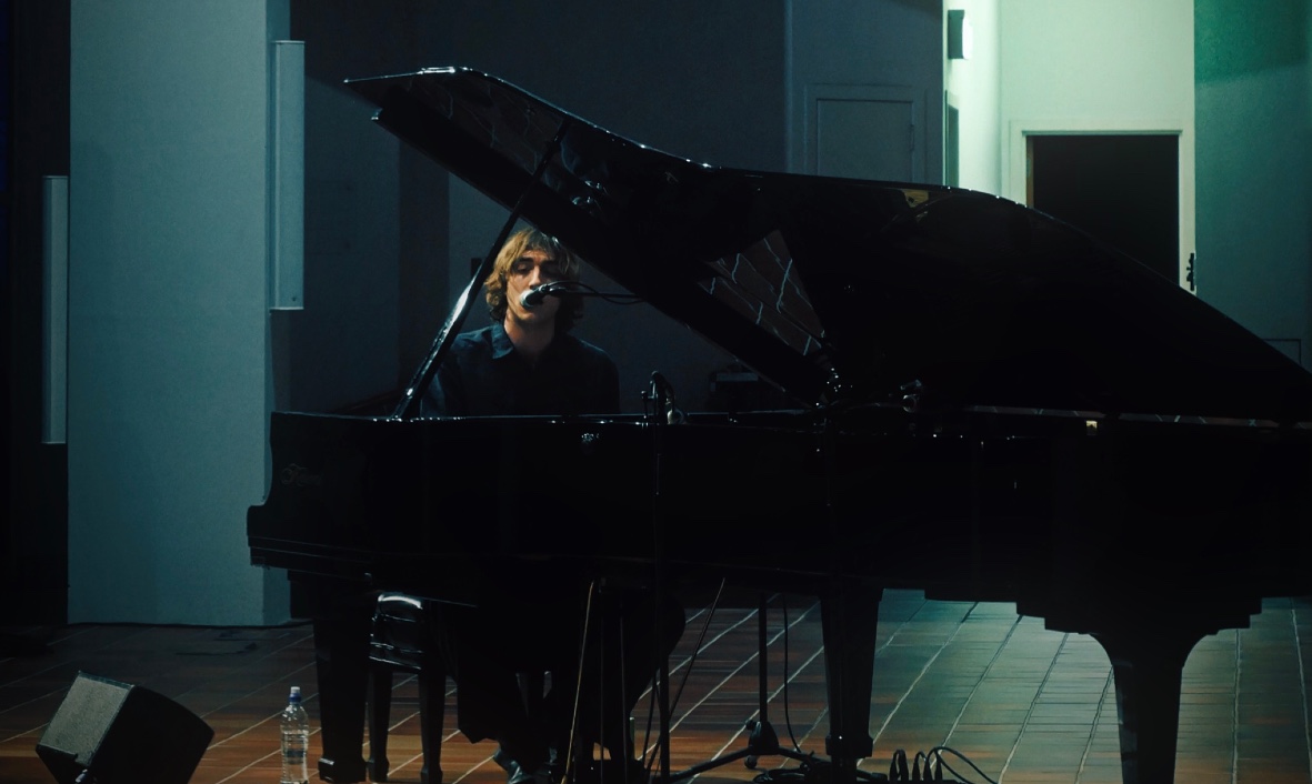 Cameron Winter Played a Solo Show in a New Zealand Cathedral. Rolling Stone Was There