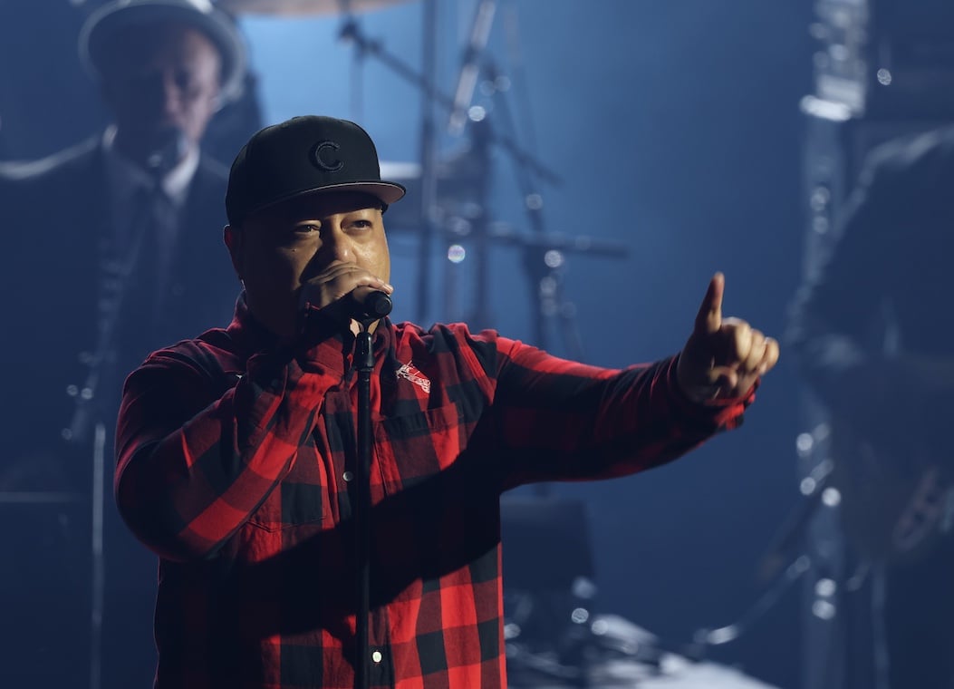 Ché Fu Inducted Into New Zealand Music Hall of Fame at 2026 Aotearoa Music Awards