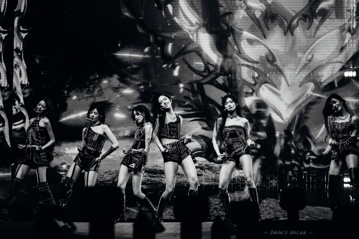 IVE Break New Zealand K-Pop Record at Auckland Concert