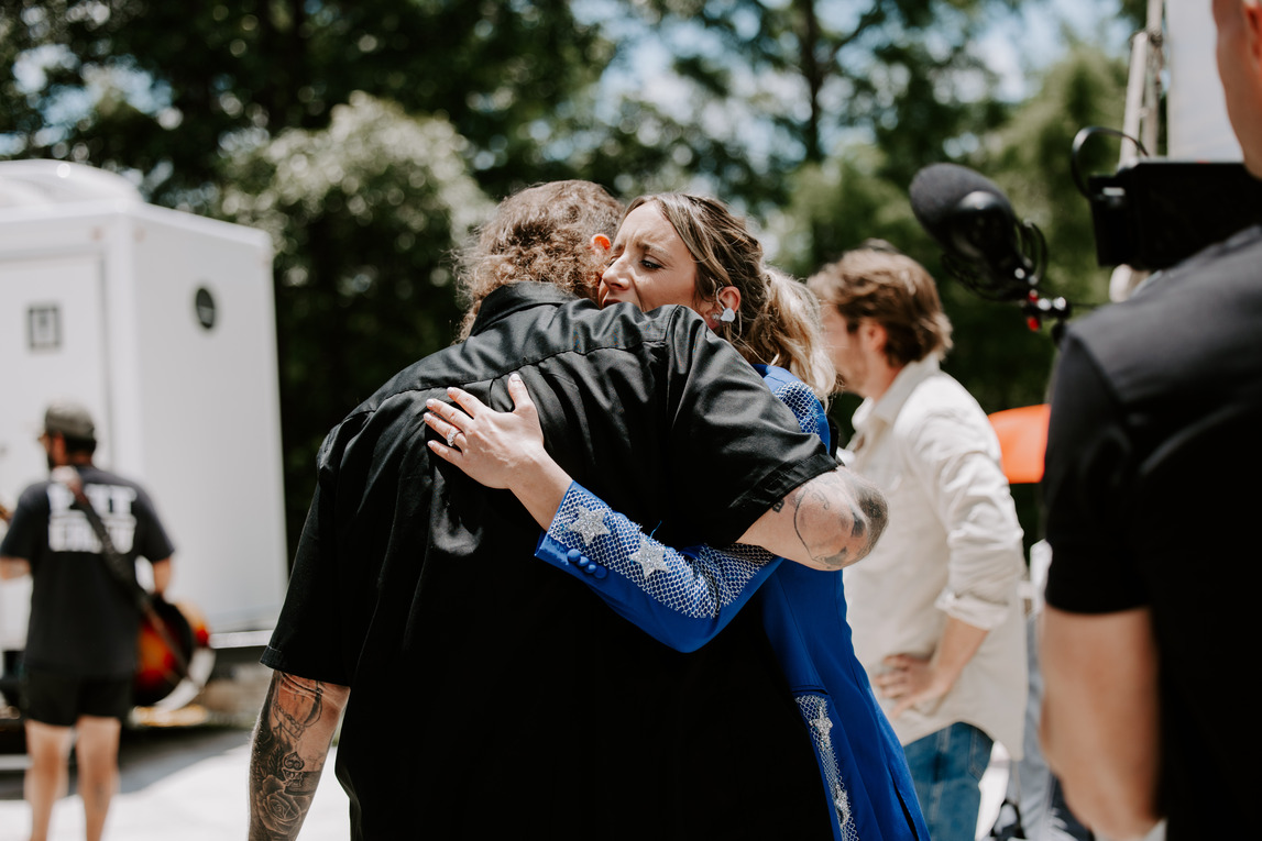 Jelly Roll Shows Love to New Zealand&#8217;s Kaylee Bell at CMA Fest 2026