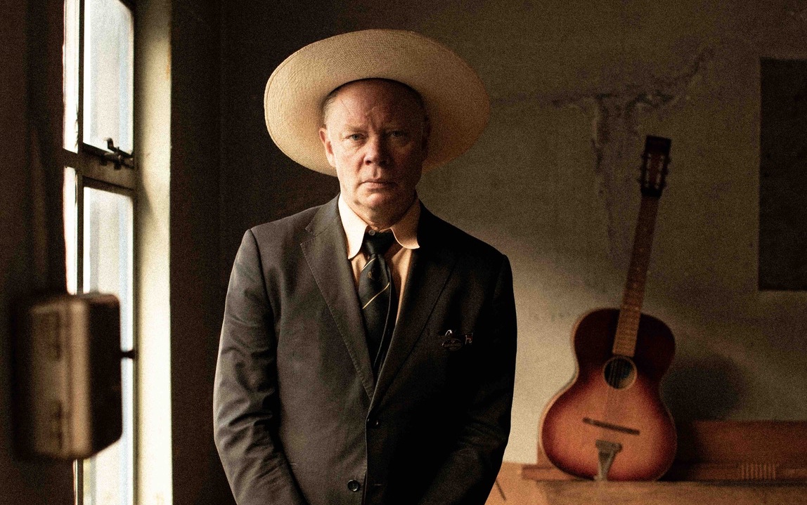 &#8216;Weird Concepts&#8217; and &#8216;Loose Brushstrokes&#8217;: Delaney Davidson Discusses New Album &#8216;Baby Heavyweight&#8217;