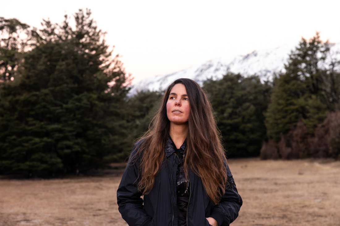 Mel Parsons&#8217; New Album Was a Communal Effort. It Still Contains Some of Her Most Personal Songwriting Yet