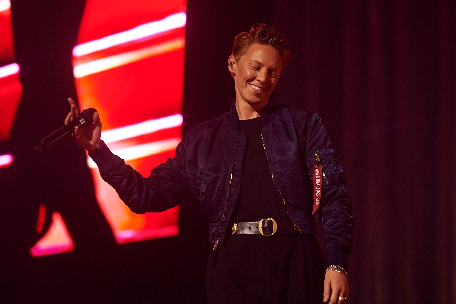 La Roux Pulls Out of Hilary Duff’s Auckland Show Hours Before Taking the Stage