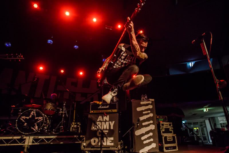 Pennywise + Anti-Flag @ UNSW Roundhouse