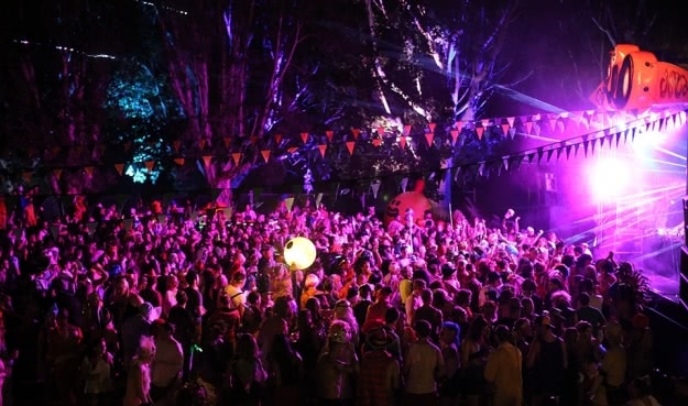 Return to Rio festival crowd dance at Del Rio Resort in the Hawkesbury River