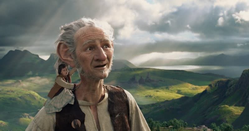 TL;DR This Week In Cinema: Two Big Friendly Giants And One Big Friendly Giant Dog