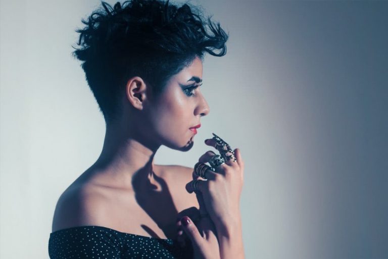 Sydney songwriter Montaigne