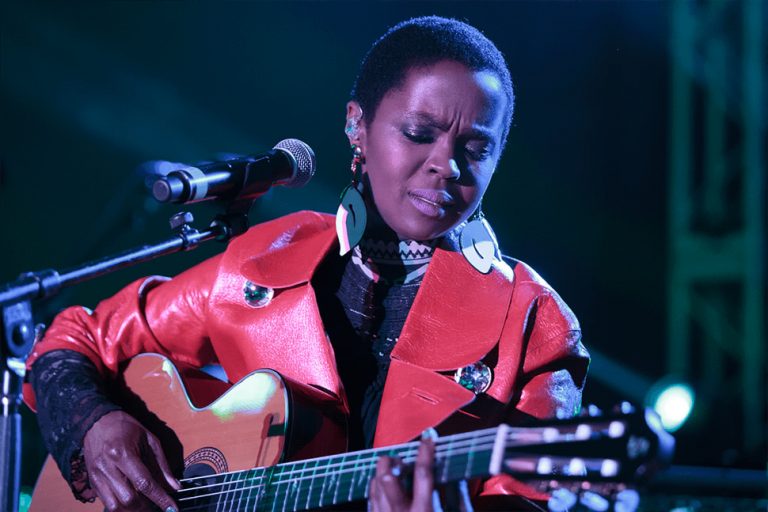 R&B/soul legend Ms. Lauryn Hill performing live