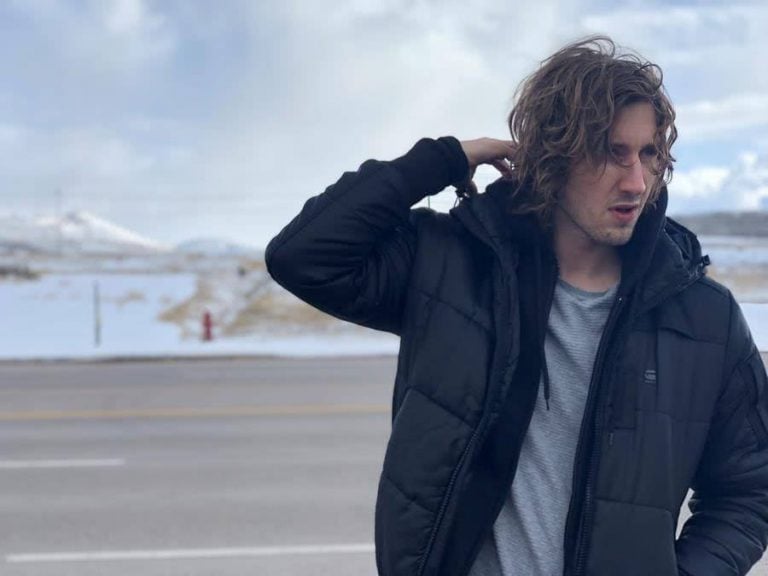 dean lewis in puffer jacket