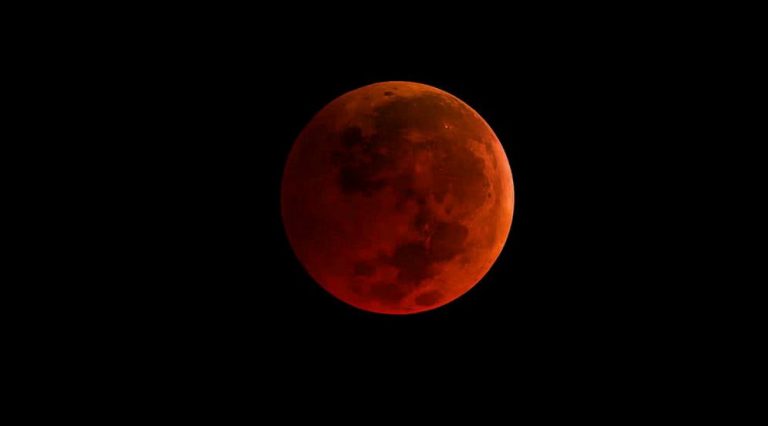 blood moon