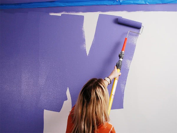 How to paint a room