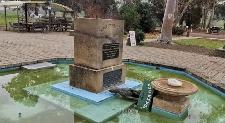 Dog On The Tuckerbox