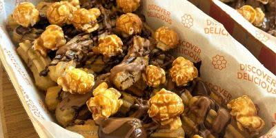 San Churro snack pack flavour of chocolate caramel popcorn.