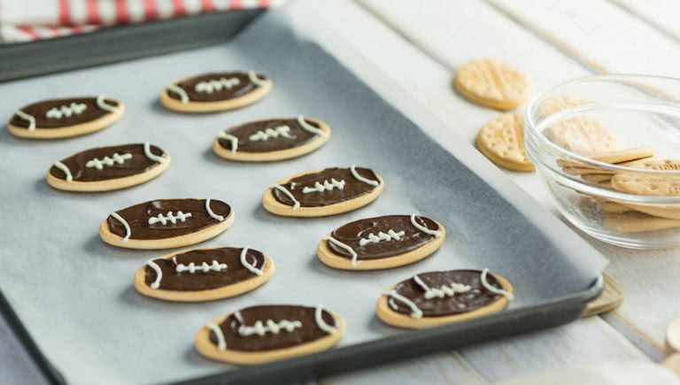 Arnott's Footy Milk Arrowroot Biscuits