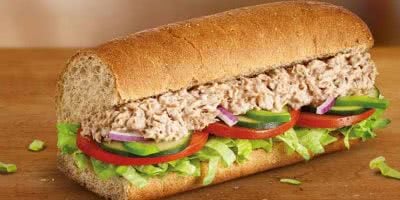 a lawsuit against subway has been filed on the claims of fake tuna