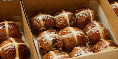 hot cross buns in melbourne for easter