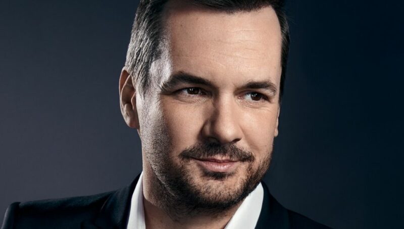 Aussie comedian Jim Jefferies is returning Down Under for a stand-up comedy tour