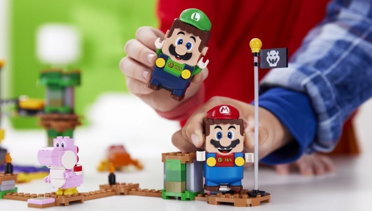 LEGO Super Mario