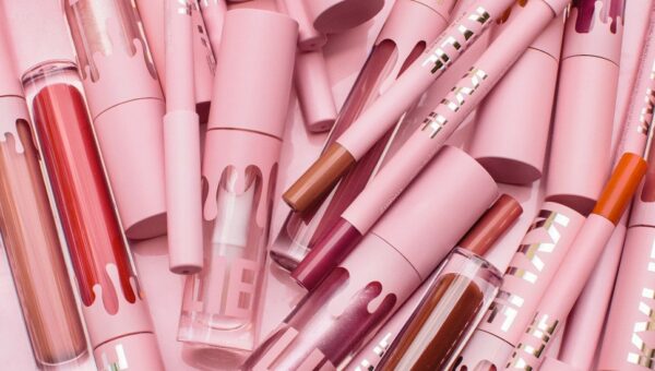 kylie-cosmeticsd-600x340.jpg