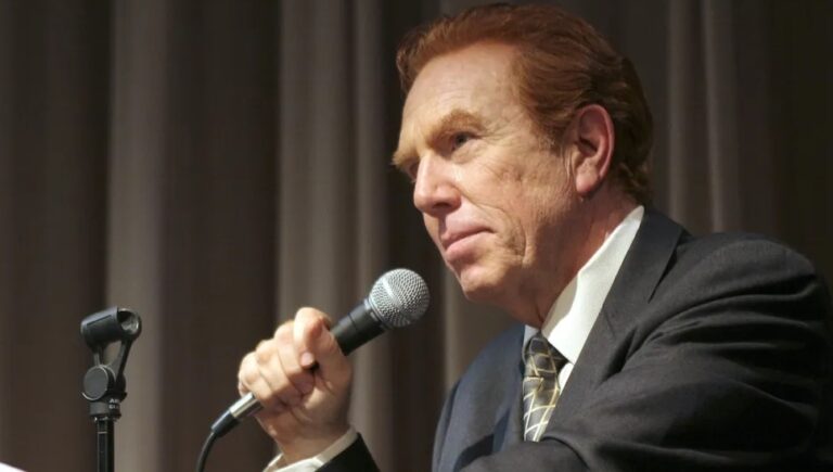 Alan Kalter, Letterman's long-running announcer, has died at 78