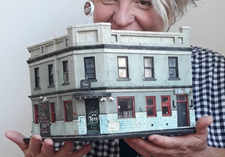 This miniature artist makes incredible artworks of beloved Melbourne spots