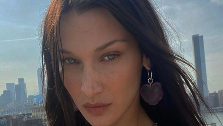 Bella Hadid depression