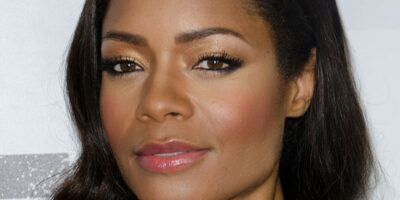 Naomie Harris groped