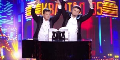 A clip of the Ukrainian President playing a piano with his genitals is rightly going viral