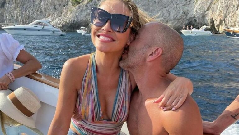 Selling Sunset's Jason had a "great time" with ex Chrishell Stause and G Flip at MTV Awards