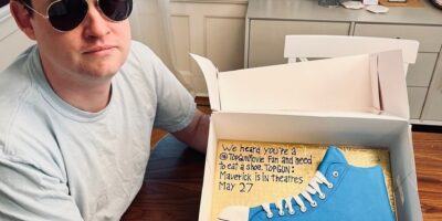 'Top Gun 2' shoe cake