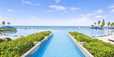 Sheraton Grand Danang Infinity pool