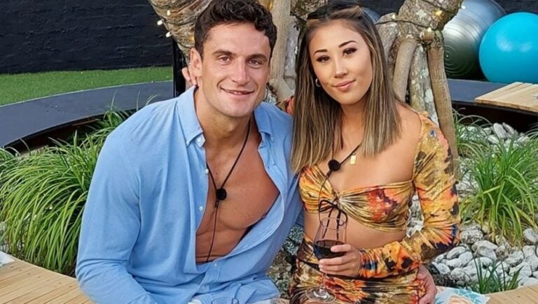 Mitch and Tina love island raya