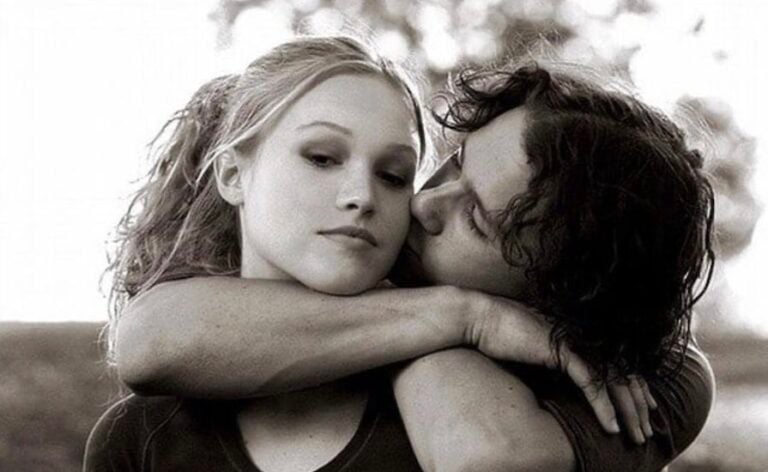 Julia Stiles and Heath Ledger