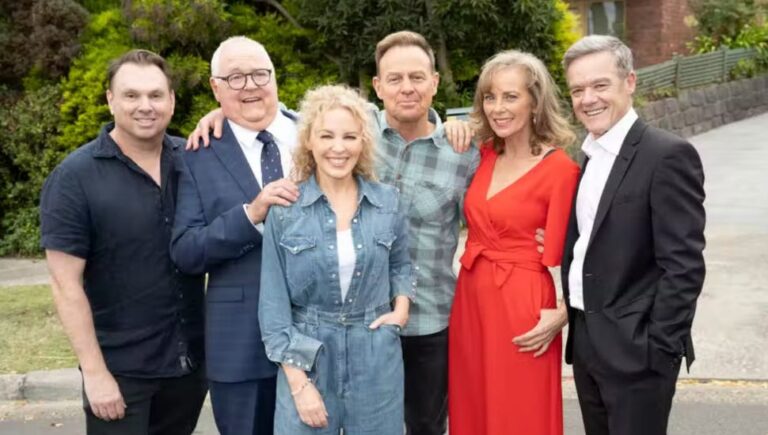 Kylie Minogue speaks about Neighbours finale