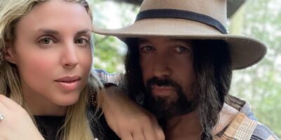 Miley Cyrus dad is engaged