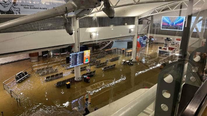 auckland airport new zealand